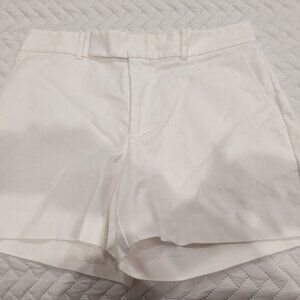 White dressy shorts w back pocket